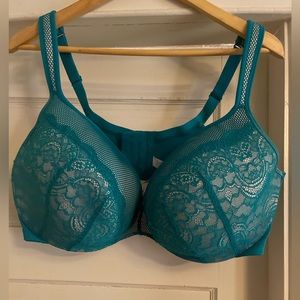 Mesh and lace Cacique bra
